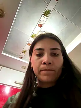 Snapshot of aurora_divine chatting on 12.13.25 aurora divine online show from 12.13.25