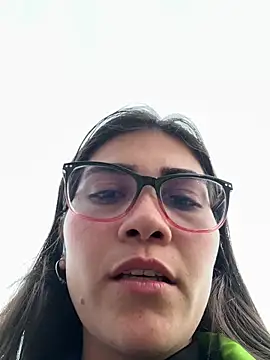 Snapshot of aurora_divine chatting on 12.17.25 aurora divine online show from 12.17.25