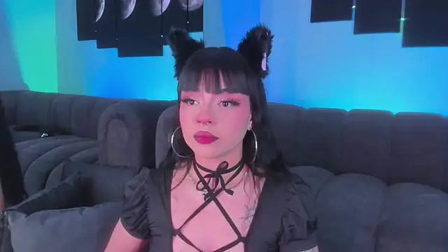 maddy walker online show from 04.07.26