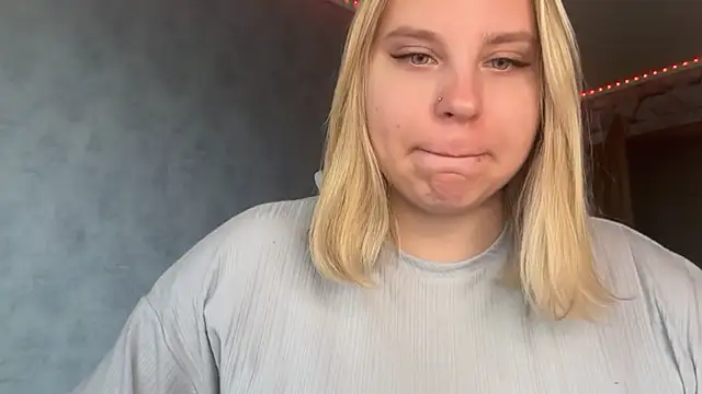 Thalia  Star online show from 10.21.25