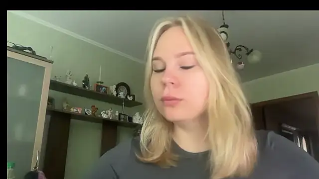 Thalia  Star online show from 03.25.26