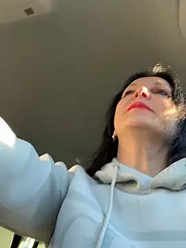 -OLYA- online show from 02.18.25