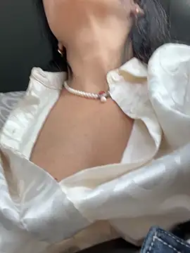 -OLYA- online show from 02.26.25