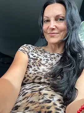 -OLYA- online show from 09.17.25