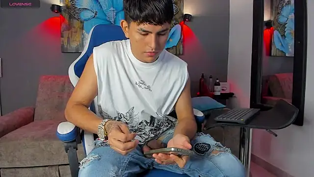 Snapshot of Lyam_ap chatting on 02.08.26 Lyam ap online show from 02.08.26