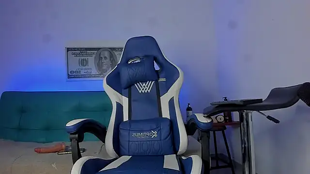 Snapshot of Lyam_ap chatting on 02.13.26 Lyam ap online show from 02.13.26