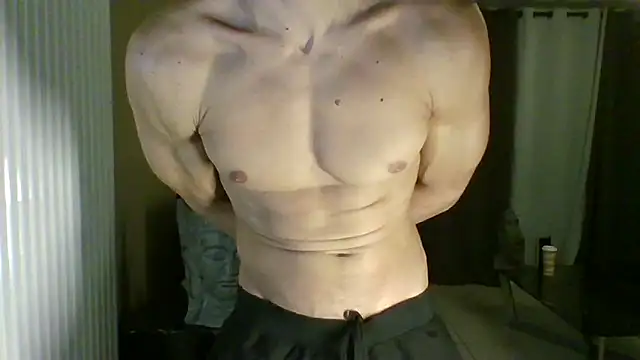 Snapshot of ApollonFit_x69 chatting on 03.04.25 ApollonFit x69 online show from 03.04.25