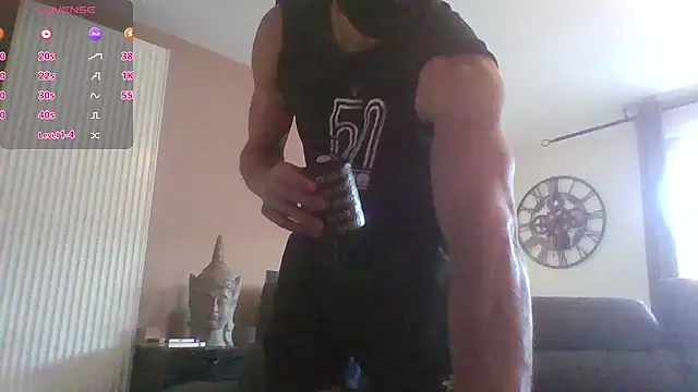 Snapshot of ApollonFit_x69 chatting on 10.08.25 ApollonFit x69 online show from 10.08.25