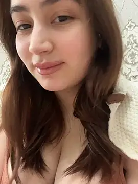 StormBeverly online show from 02.10.26