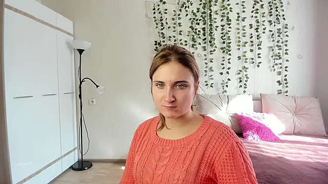 Snapshot of Miss_Elsa_ chatting on 09.23.25 Miss Elsa  online show from 09.23.25