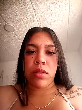 Laiia Page online show from 04.01.26