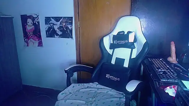 gigiqueen 18 online show from 12.11.24