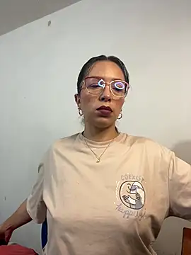WilliamsKaily  online show from 01.04.25