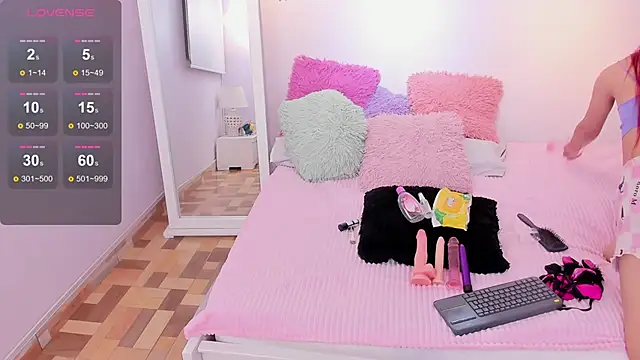 cloee love online show from 12.06.24