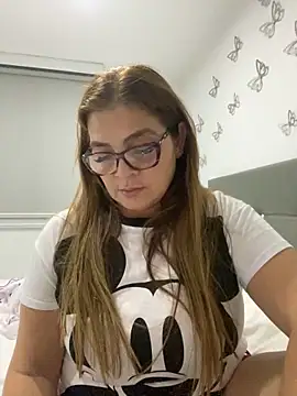 AntonellaAlondra4 online show from 12.25.24