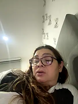 AntonellaAlondra4 online show from 11.10.25