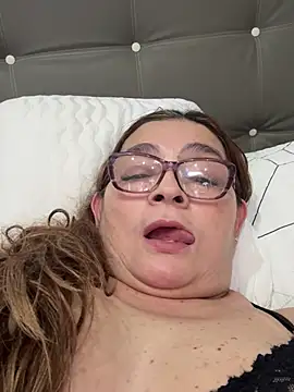 Snapshot of AntonellaAlondra4 chatting on 01.19.26 AntonellaAlondra4 online show from 01.19.26