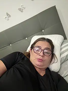 Snapshot of AntonellaAlondra4 chatting on 02.18.26 AntonellaAlondra4 online show from 02.18.26