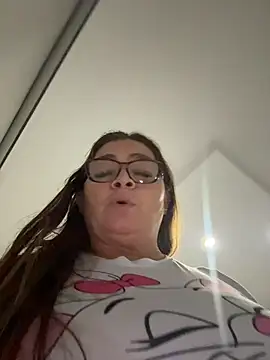 Snapshot of AntonellaAlondra4 chatting on 02.25.26 AntonellaAlondra4 online show from 02.25.26