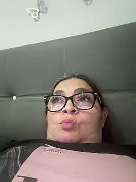 AntonellaAlondra4 online show from 05.31.26