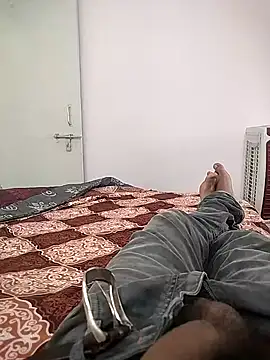 Snapshot of Sanjaysharmarbl chatting on 11.02.25 Sanjaysharmarbl online show from 11.02.25