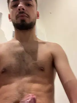 romain698 online show from 02.17.26