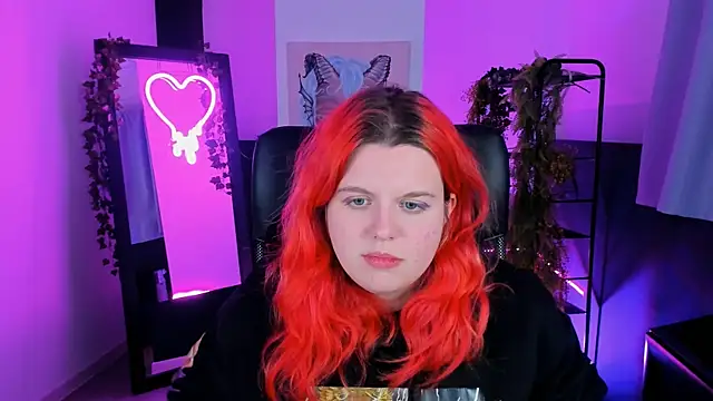 NielletaBlossom online show from 02.07.25