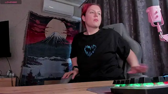 NielletaBlossom online show from 06.26.26