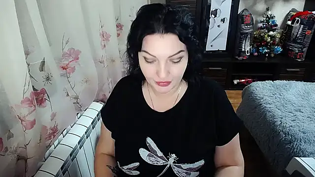 Lady Boom Wild  online show from 12.21.24