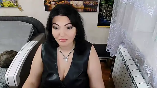 Lady Boom Wild  online show from 12.16.25