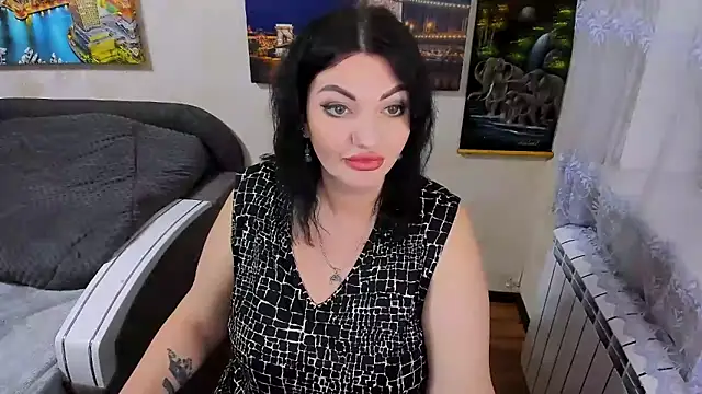 Lady Boom Wild  online show from 02.28.26