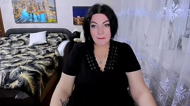 Lady Boom Wild  online show from 04.17.26