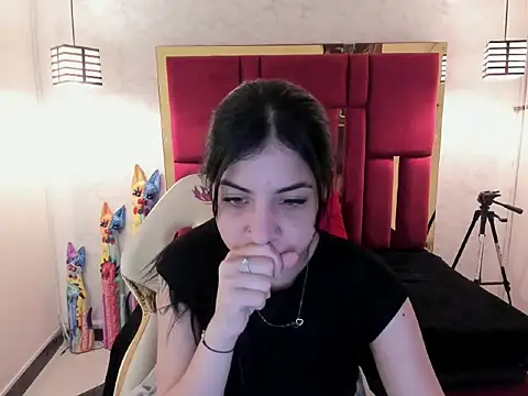 Violet m online show from 09.12.25