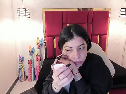 Violet m online show from 10.02.25