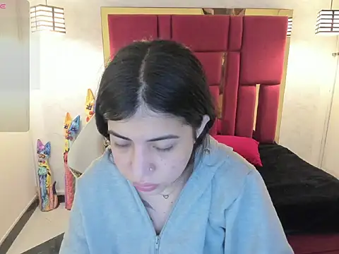 Violet m online show from 10.11.25