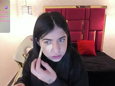 Violet m online show from 10.14.25