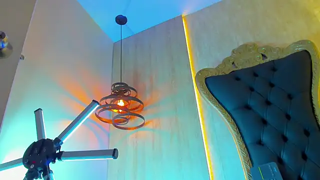 thaddeus king online show from 03.01.25