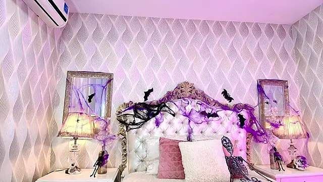 Ivy Starr1 online show from 10.22.25