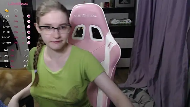 Tomato Tease online show from 12.31.24