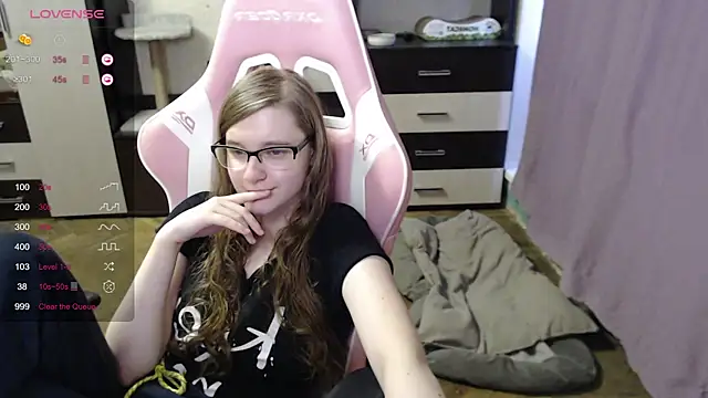 Tomato Tease online show from 10.06.25