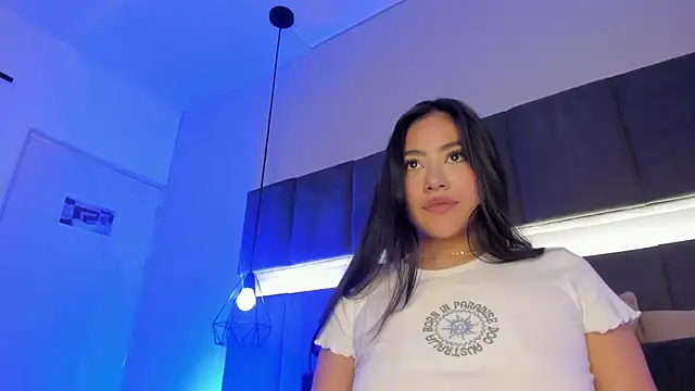 nicolle pierce online show from 01.25.25