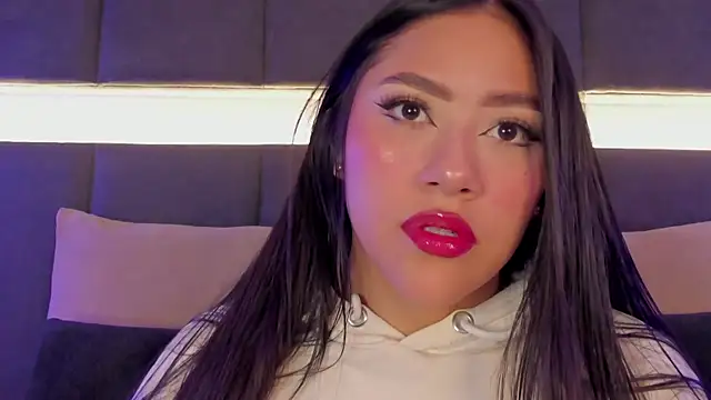 nicolle pierce online show from 01.30.25