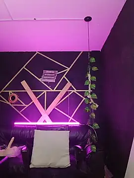 Gelena Black online show from 11.05.25