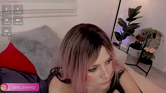 Snapshot of sara_sweet9 chatting on 12.02.24 sara sweet9 online show from 12.02.24