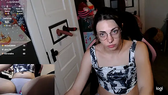 KSwonderland6 online show from 01.13.26