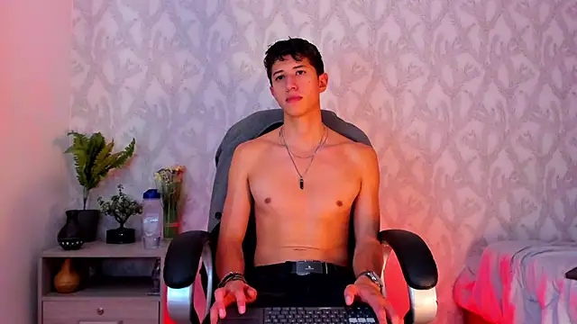 Dorianmistery2322  online show from 01.15.25