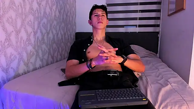 Dorianmistery2322  online show from 02.25.25