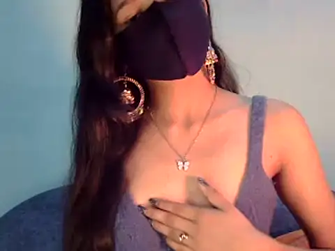 Cute Alaina online show from 01.23.25