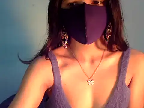 Cute Alaina online show from 01.23.25
