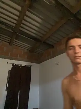 Snapshot of TeAyudoAVenirte3000 chatting on 11.29.25 TeAyudoAVenirte3000 online show from 11.29.25